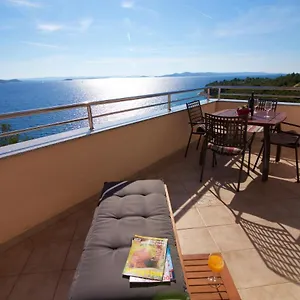 Lea Apartament